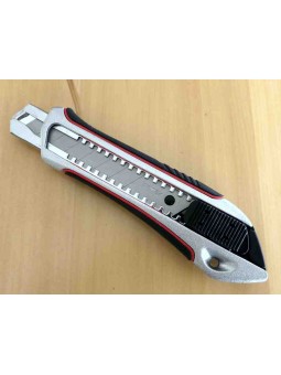 Premium Cuttermesser 18mm