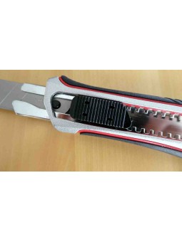 Premium Cuttermesser 18mm